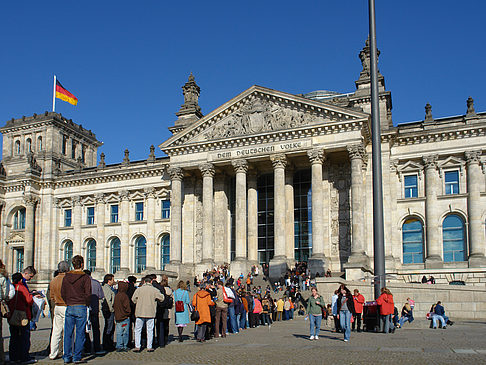 Foto Touristen am Reichstag