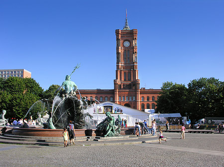 Rotes Rathaus Fotos