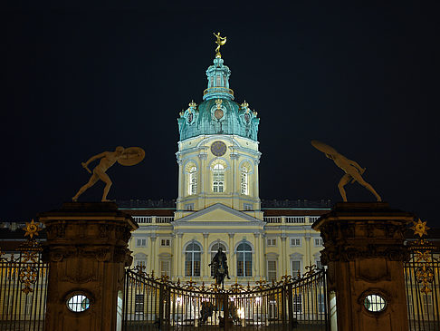 Fotos Eingang zum Schloss Charlottenburg | Berlin