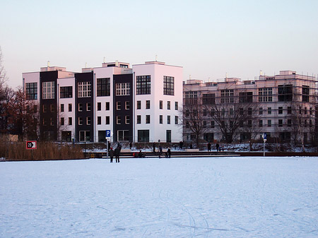 Gefrorener See