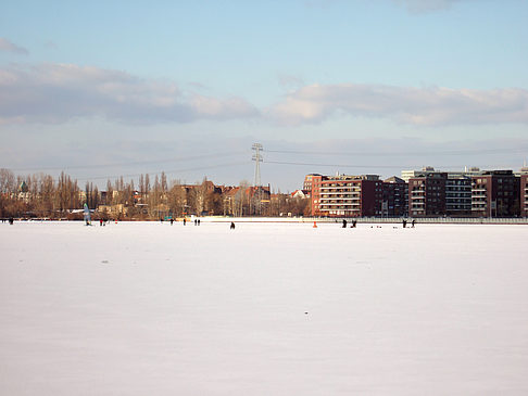 Gefrorener See Foto 