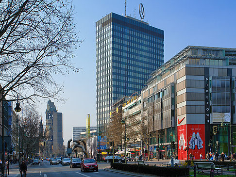 Foto Nike Town und Europa Center