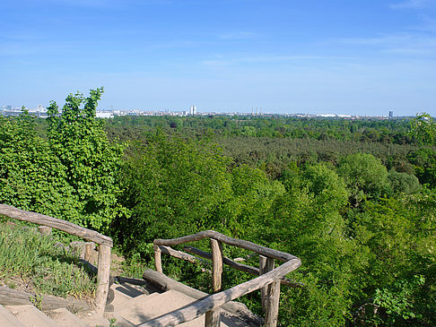 Treppe auf den Drachenfliegerberg Fotos