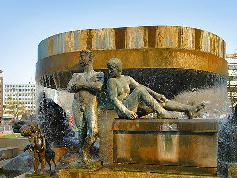 Südbrunnen Fotos