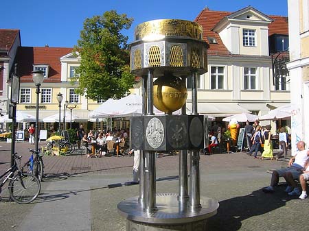 Fotos Spieluhr am Brandenburger Tor