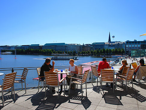 Foto Brunchterrasse auf dem Alster Pavillon - Hamburg
