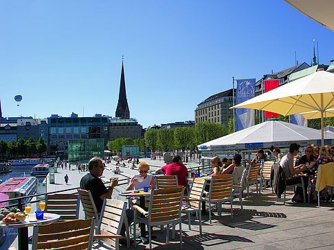 Foto Brunchterrasse auf dem Alster Pavillon - Hamburg