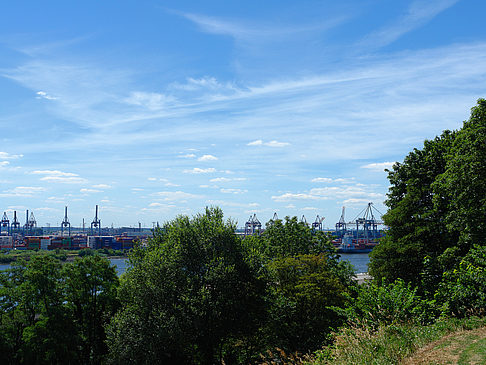 Altonaer Balkon mit Blick auf den Hafen Foto 