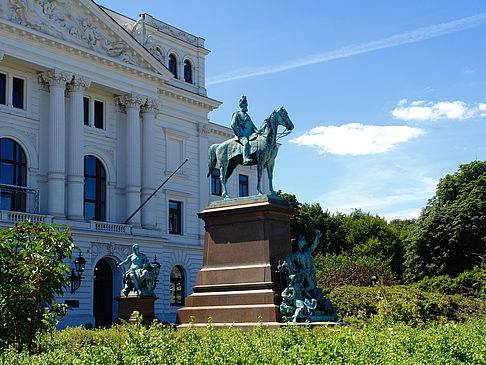 Rathaus von Altona Fotos