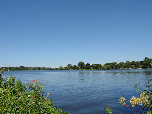 Badestrand an der Außenalster Foto 