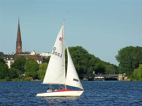 Segeln auf der Außenalster Fotos