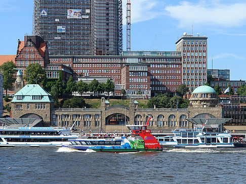 Foto Landungsbrücken - Hamburg