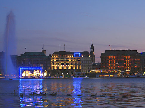 Fotos Fontäne auf der Binnenalster