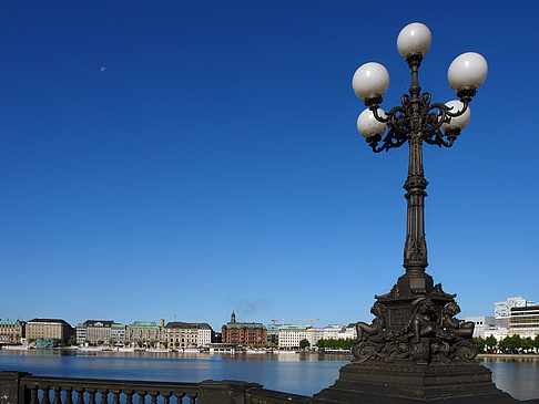 Foto Laterne und Binnenalster - Hamburg