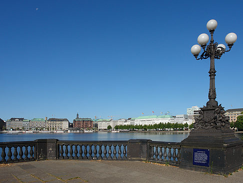 Laterne und Binnenalster Foto 
