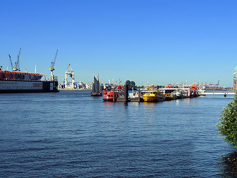 Fotos Blick auf den Hafen