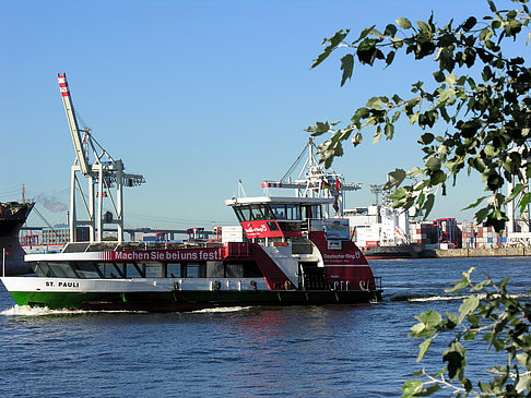 Blick auf den Hafen Foto 