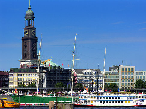 Michel und Rickmer Rickmers