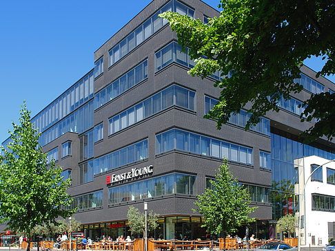 Ernst and Young - Geschäftsstelle Fotos
