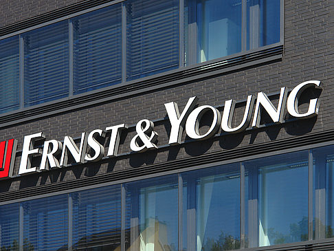 Ernst and Young Foto 