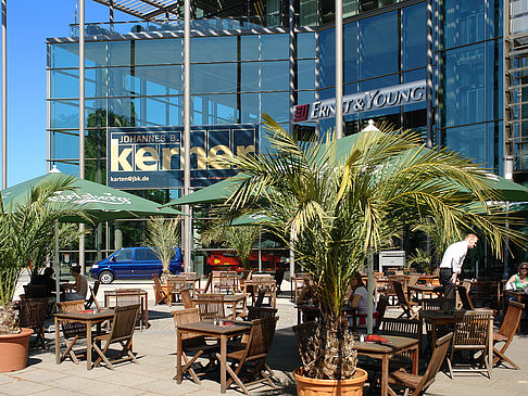 Straßencafe in Harvestehude Fotos