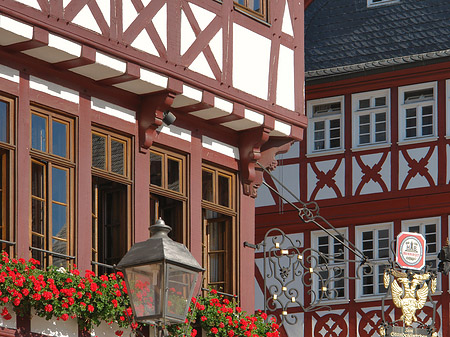 Foto Haus Löwenstein neben großem Laubenberg