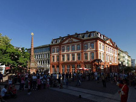 Haus zum Grimmvogel Fotos