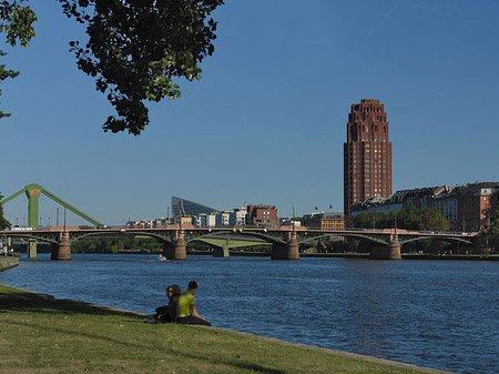 Fotos Main Plaza und Untermainbrücke