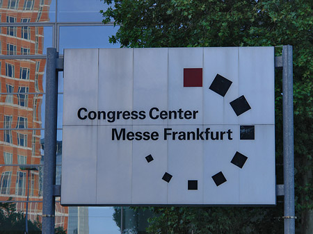 Schild vor dem Maritimhotel Foto 