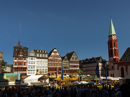 Römerberg mit Nikolaikirche Fotos