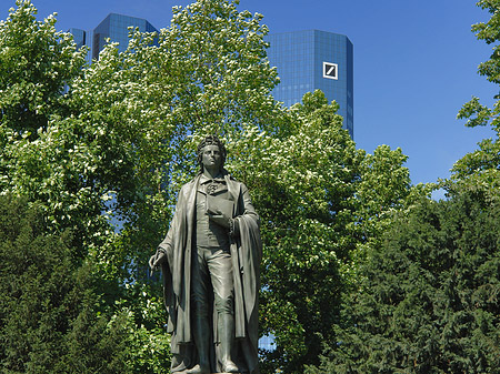 Foto Schiller und Deutsche Bank - Frankfurt am Main