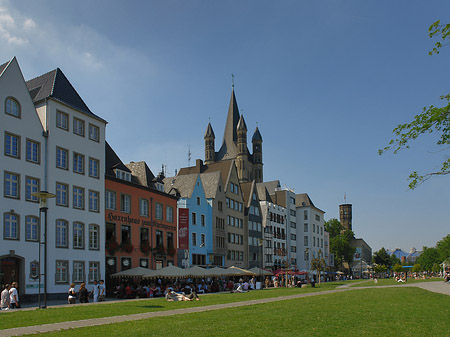 Foto Groß St Martin hinter Fischmarkt