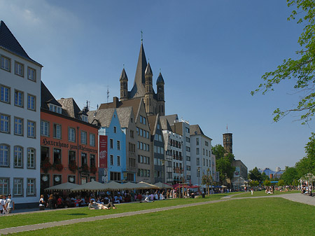 Groß St Martin hinter Fischmarkt Foto 