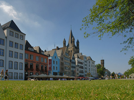 Foto Groß St Martin hinter Fischmarkt - Köln