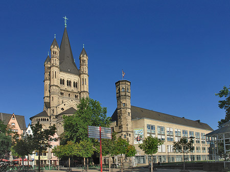 Schild vor Groß St.Martin Foto 