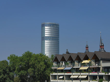Fotos Lufthansa vor Triangelturm | Köln
