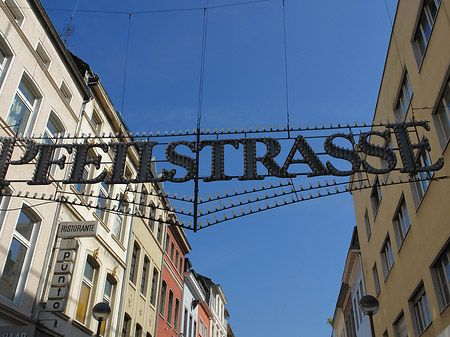 Pfeilstraße Fotos
