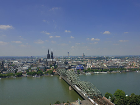 Fotos Hohenzollernbrücke und Kölner Dom | Köln