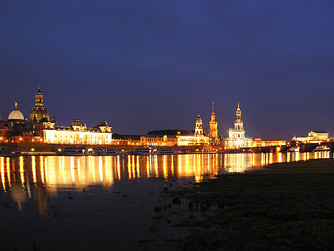Foto Brühlsche Terrasse bei Nacht - Dresden