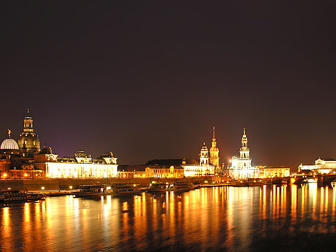Foto Brühlsche Terrasse bei Nacht - Dresden