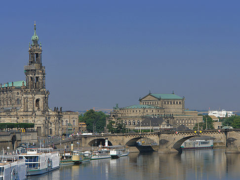 Foto Augustusbrücke mit Schlossplatz - Dresden