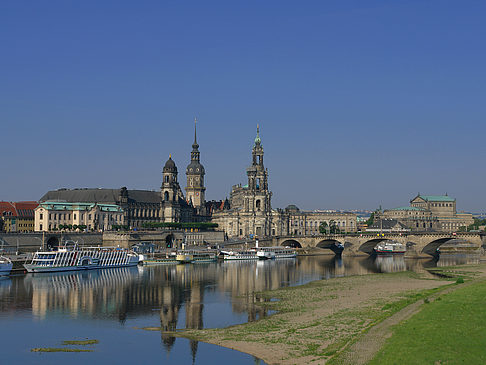 Blick über die Elbe