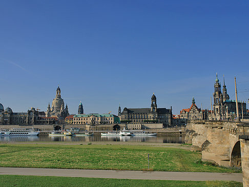 Blick auf die Brühlsche Terrasse Foto 