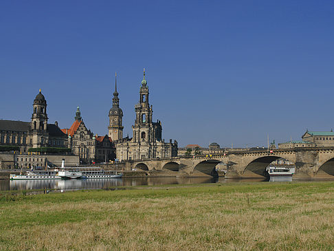 Blick auf die Brühlsche Terrasse