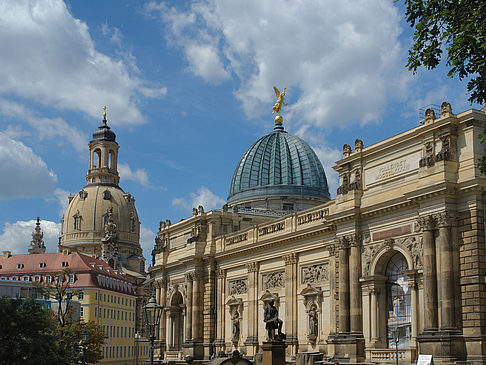 Fotos Frauenkirche und Kunstakademie