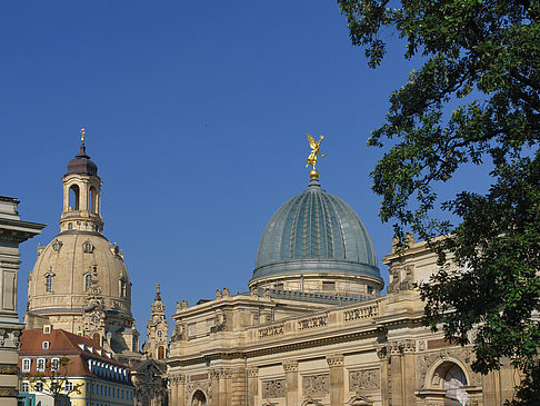 Frauenkirche und Kunstakademie Fotos