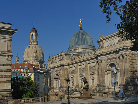 Fotos Frauenkirche und Kunstakademie