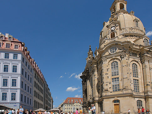 Frauenkirche und Neumarkt Foto 