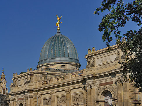 Kunstakademie Fotos