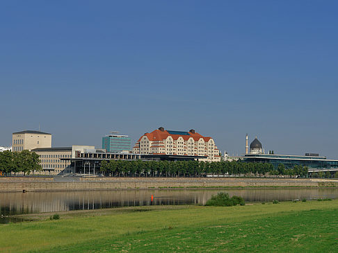 Foto Landtag und Hotel - Dresden